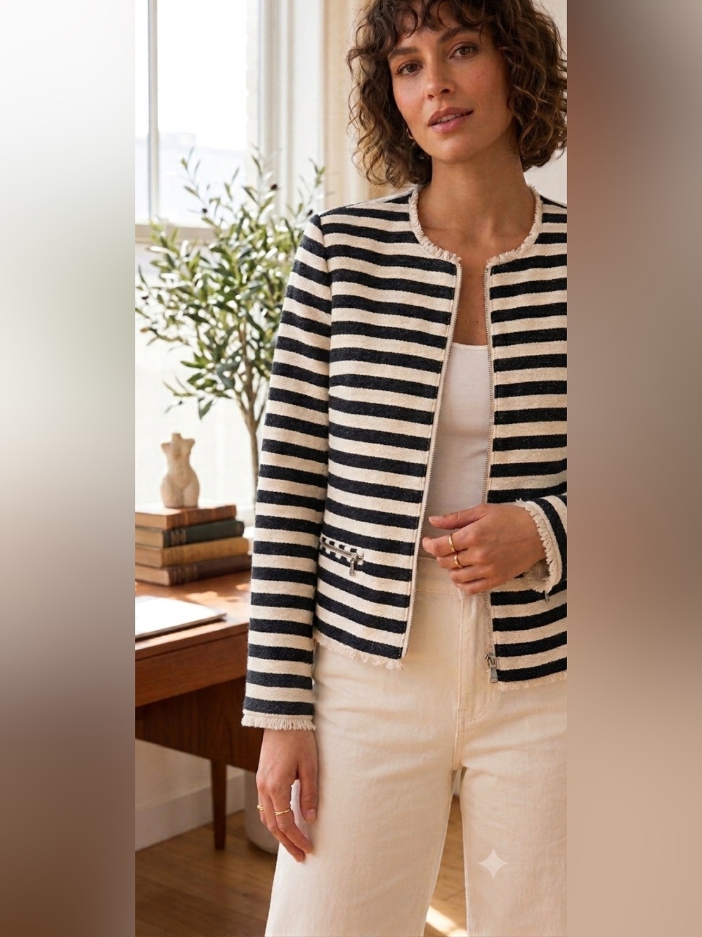 Metaphor NWOT Black & Cream Striped
Open-Front Frayed Blazer/Jacket, size ex lg